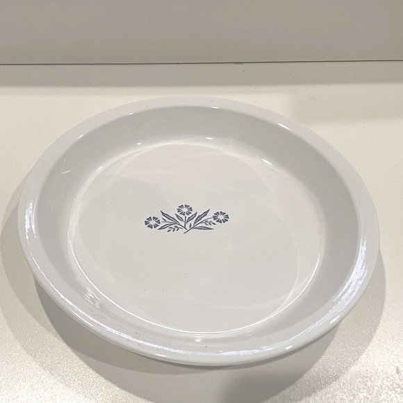 Vintage Corningware 9” Pie Pan. Cornflower Blue Pattern. - Picture 1 of 8